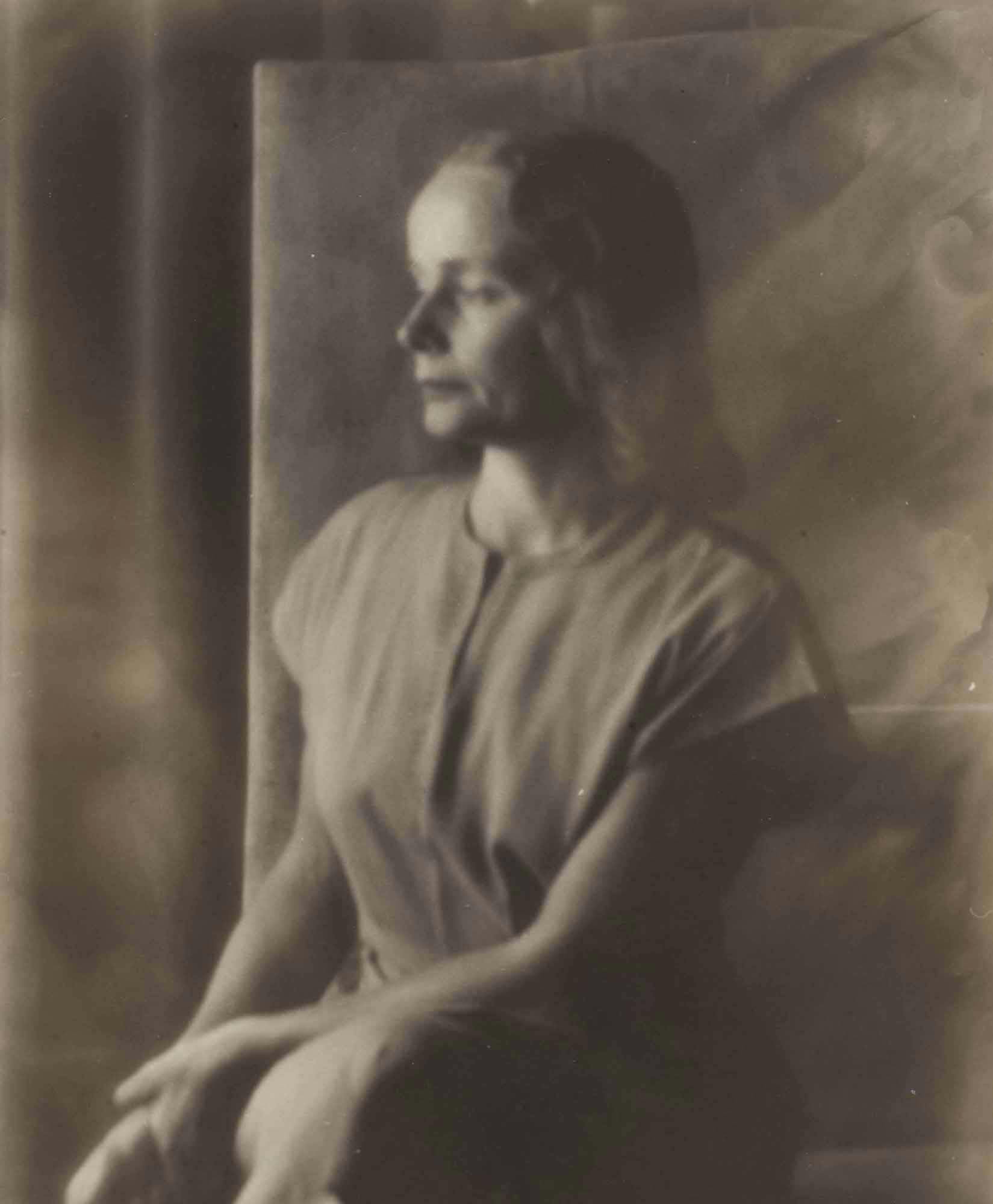 Betty Parsons
1948
 Gelatin silver print
 12 7/8 x 10 1/4 in. (32.5 x 26 cm)
 – The Richard Pousette-Dart Foundation